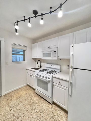 1614 NE 7TH ST, Fort Lauderdale, FL 33304