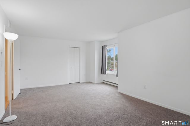 14 Redwood Court 14, Cromwell, CT 06416