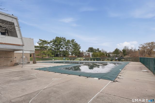 14 Redwood Court 14, Cromwell, CT 06416