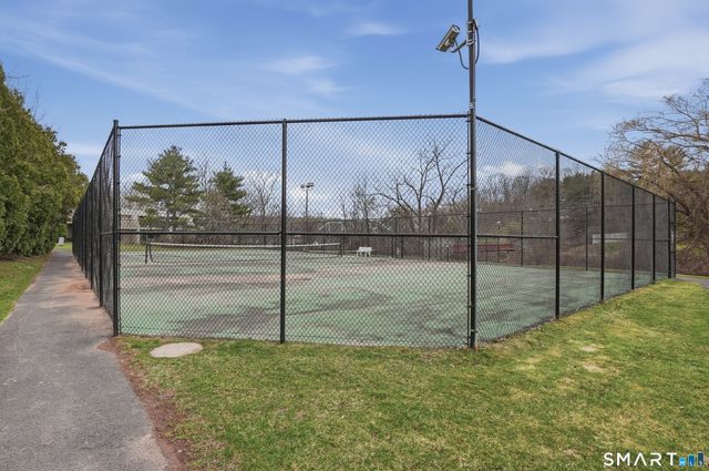 14 Redwood Court 14, Cromwell, CT 06416