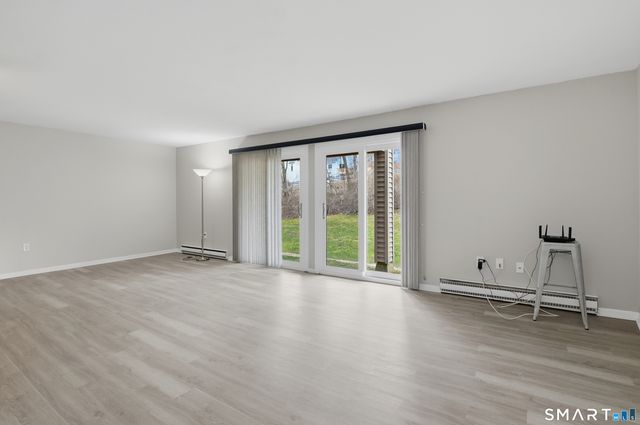 14 Redwood Court 14, Cromwell, CT 06416