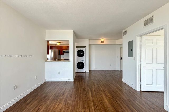 2600 SW 27th Ave 902, Miami, FL 33133