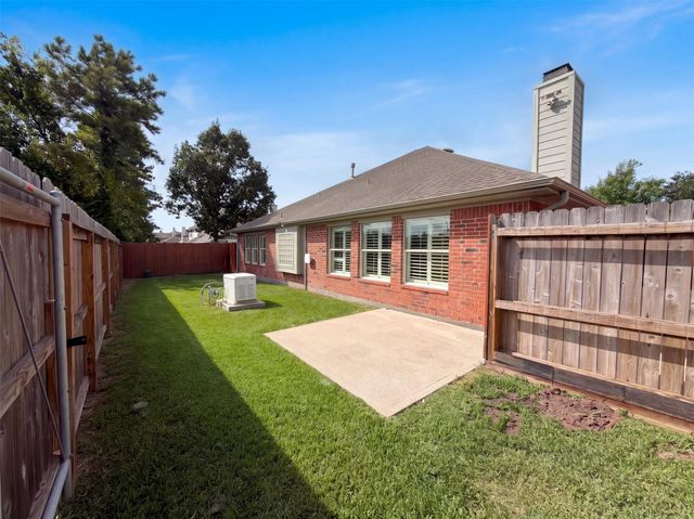 119 Greenridge Circle, League City, TX 77573