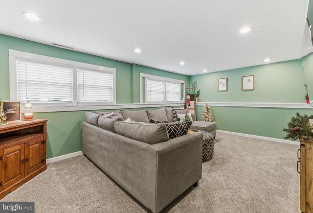 231 FRANKFORD AVE, Blackwood, NJ 08012