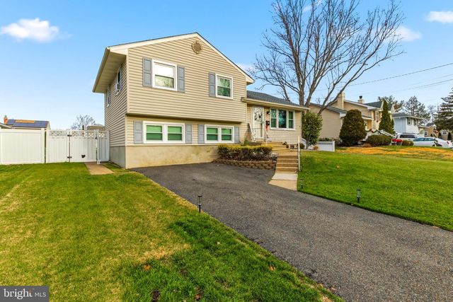 231 FRANKFORD AVE, Blackwood, NJ 08012