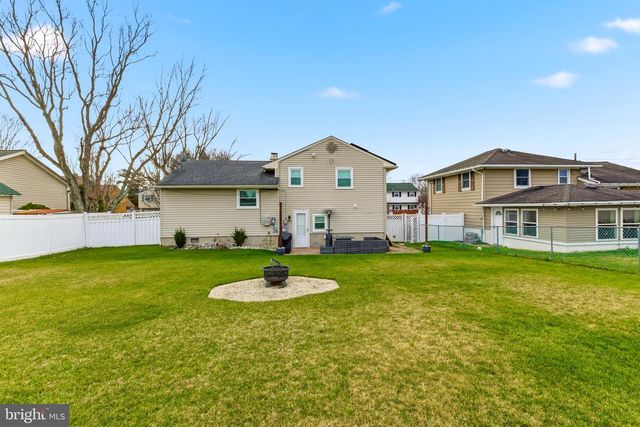 231 FRANKFORD AVE, Blackwood, NJ 08012