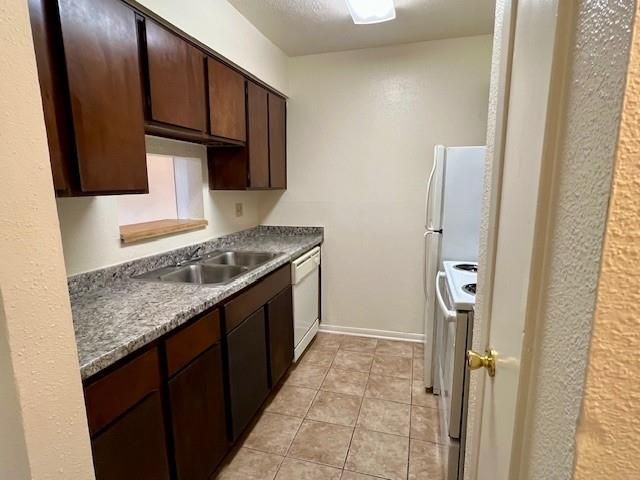 9101 Country Creek Drive 205, Houston, TX 77036