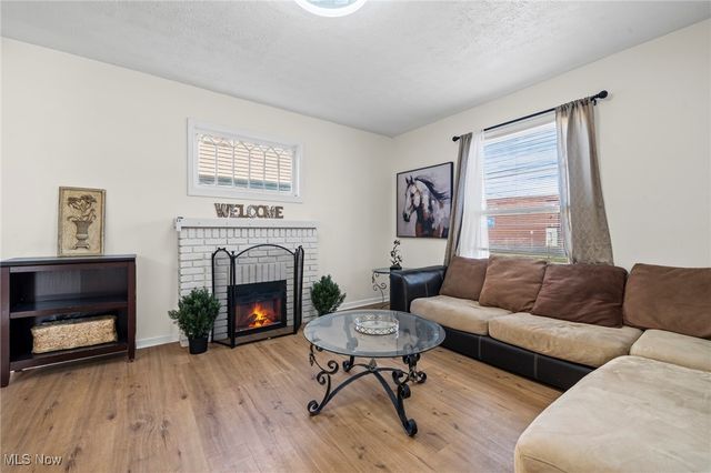 366 Oberlin Avenue, Lorain, OH 44052