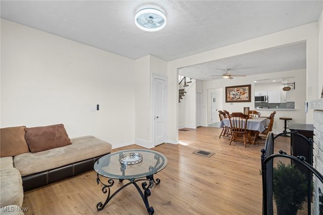 366 Oberlin Avenue, Lorain, OH 44052