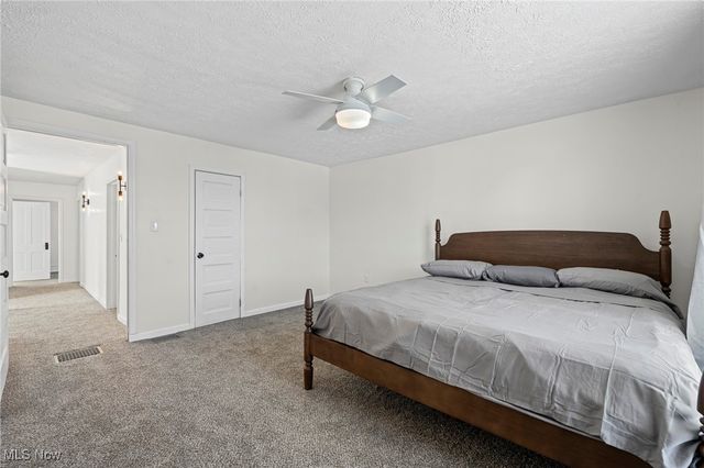 366 Oberlin Avenue, Lorain, OH 44052