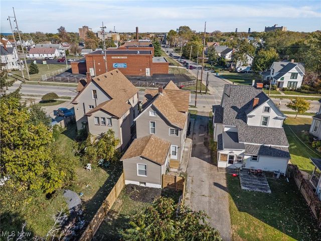 366 Oberlin Avenue, Lorain, OH 44052