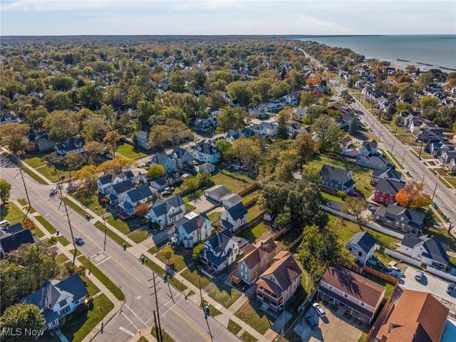 366 Oberlin Avenue, Lorain, OH 44052