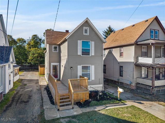 366 Oberlin Avenue, Lorain, OH 44052