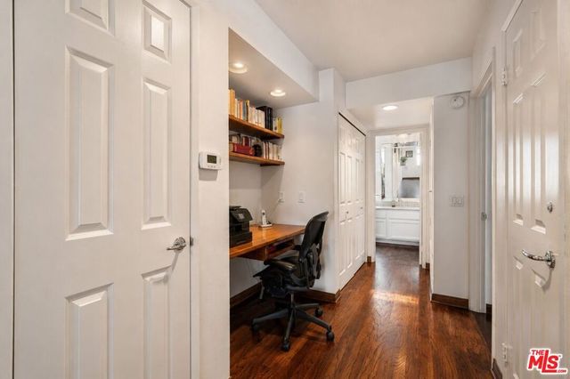 432 S Hamel Road 303, Los Angeles, CA 90048