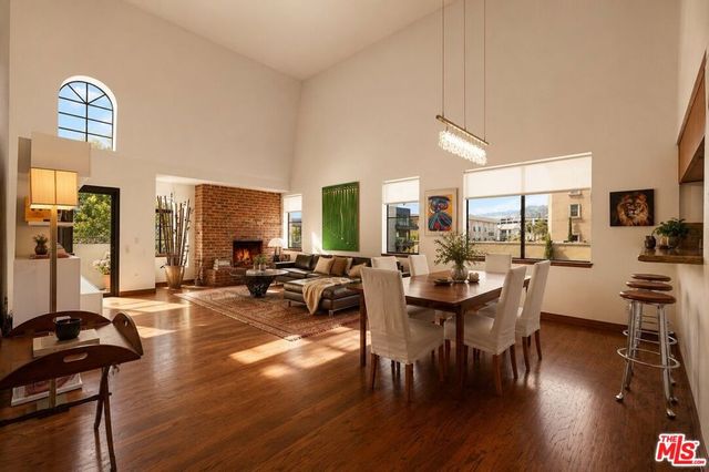 432 S Hamel Road 303, Los Angeles, CA 90048