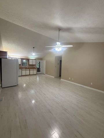 131 Golden Pond Road, Monticello, KY 42633