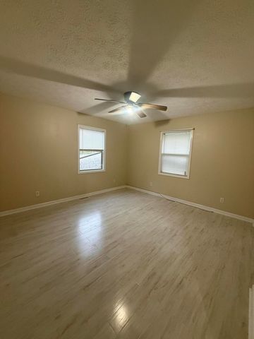131 Golden Pond Road, Monticello, KY 42633