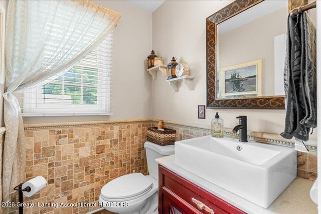 11909 Millstone Drive, Grand Ledge, MI 48837