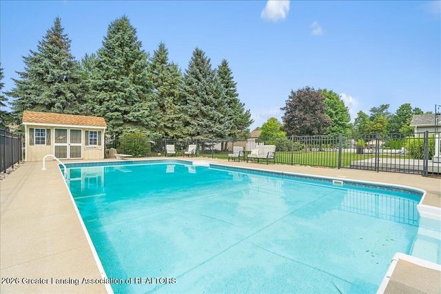 11909 Millstone Drive, Grand Ledge, MI 48837