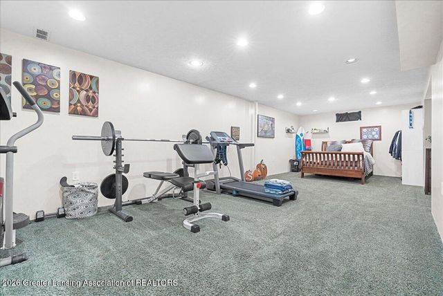 11909 Millstone Drive, Grand Ledge, MI 48837