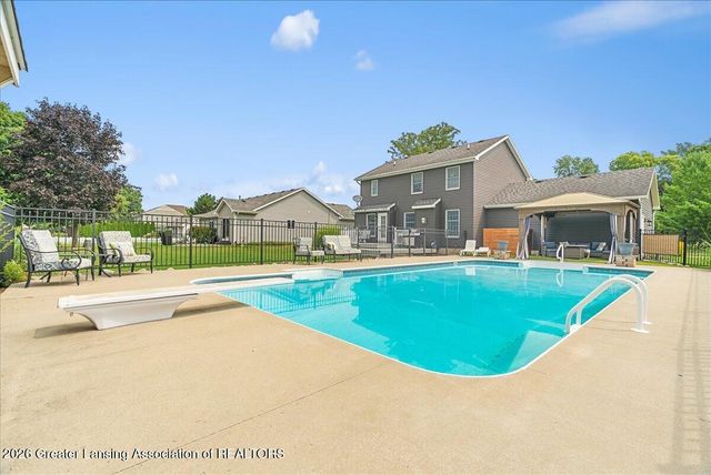 11909 Millstone Drive, Grand Ledge, MI 48837