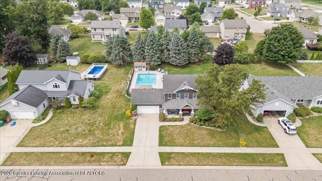 11909 Millstone Drive, Grand Ledge, MI 48837