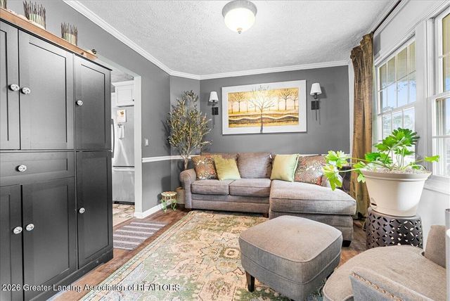 11909 Millstone Drive, Grand Ledge, MI 48837