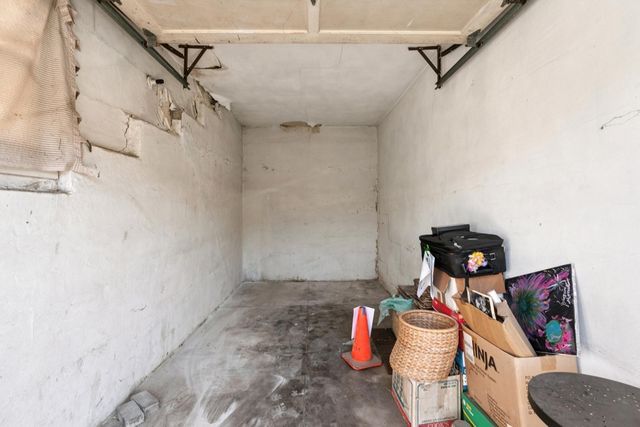 832 832 Walker, Oakland, CA 94610