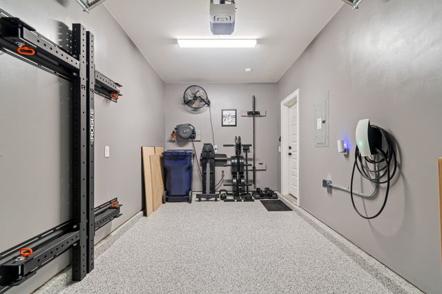 3198 Sassafras Ln, Thompsons Station, TN 37179