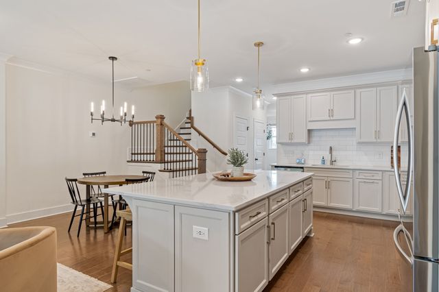 3198 Sassafras Ln, Thompsons Station, TN 37179