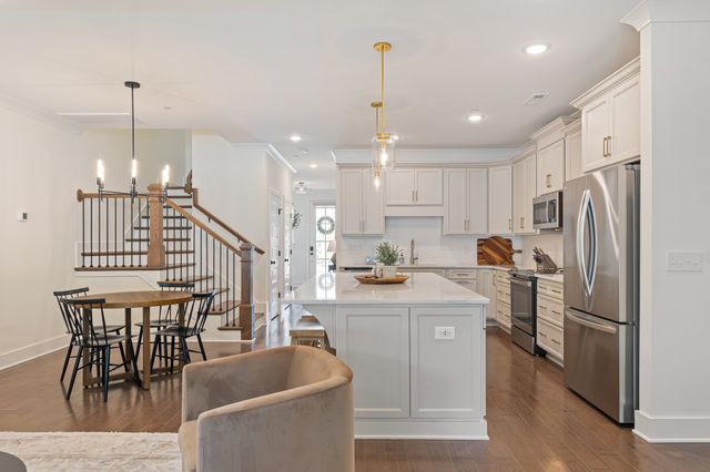 3198 Sassafras Ln, Thompsons Station, TN 37179