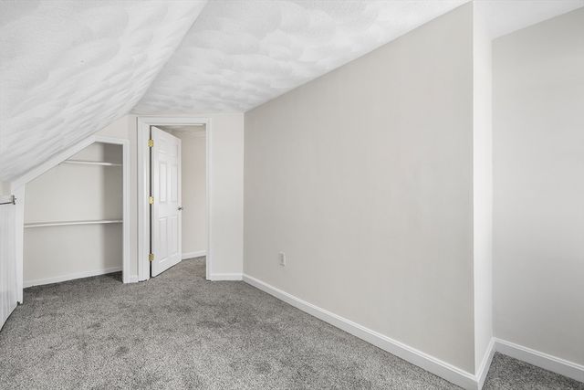 2 Perreault Ave, Billerica, MA 01821