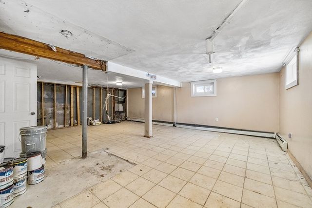 2 Perreault Ave, Billerica, MA 01821