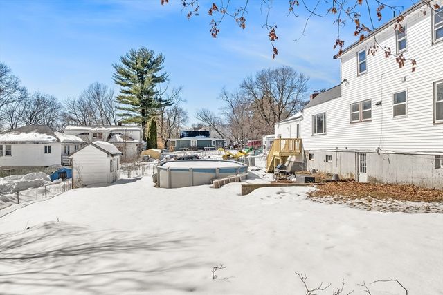 2 Perreault Ave, Billerica, MA 01821