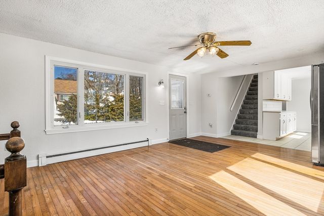 2 Perreault Ave, Billerica, MA 01821