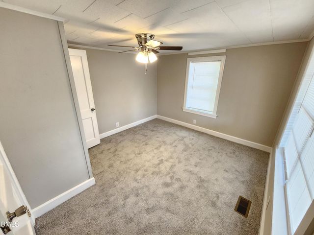 1622 S Brightleaf Boulevard, Smithfield, NC 27577