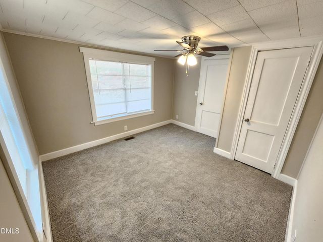 1622 S Brightleaf Boulevard, Smithfield, NC 27577