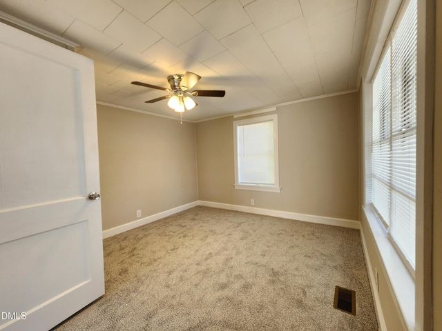 1622 S Brightleaf Boulevard, Smithfield, NC 27577