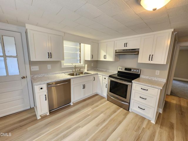 1622 S Brightleaf Boulevard, Smithfield, NC 27577