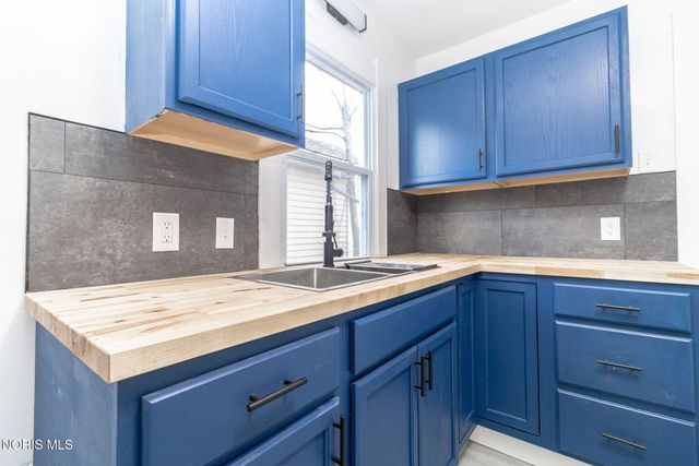 1832 Marne Avenue, Toledo, OH 43613