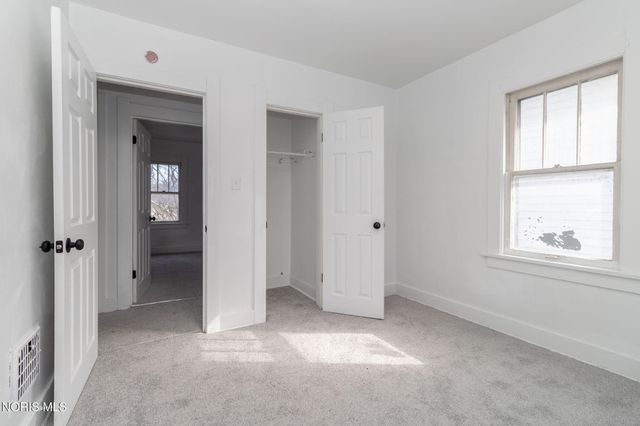 1832 Marne Avenue, Toledo, OH 43613