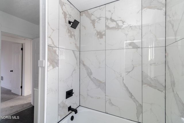 1832 Marne Avenue, Toledo, OH 43613