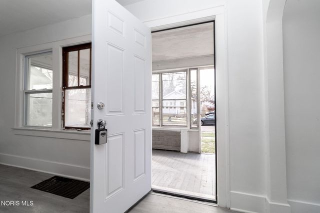 1832 Marne Avenue, Toledo, OH 43613