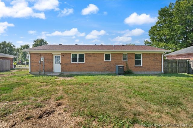 202 Whitsett Way, Charlestown, IN 47111