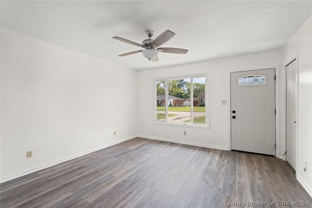 202 Whitsett Way, Charlestown, IN 47111