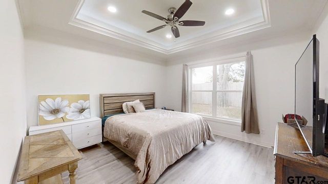 1806 Josh Dr, Whitehouse, TX 75791