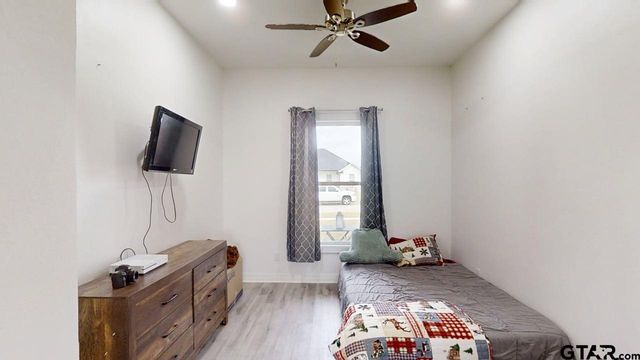 1806 Josh Dr, Whitehouse, TX 75791