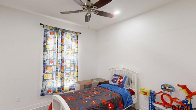 1806 Josh Dr, Whitehouse, TX 75791