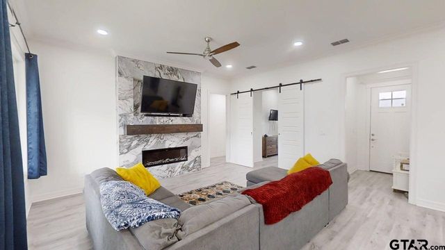 1806 Josh Dr, Whitehouse, TX 75791