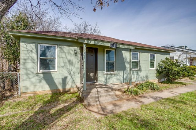 5032 Hartford Drive, River Oaks, TX 76114